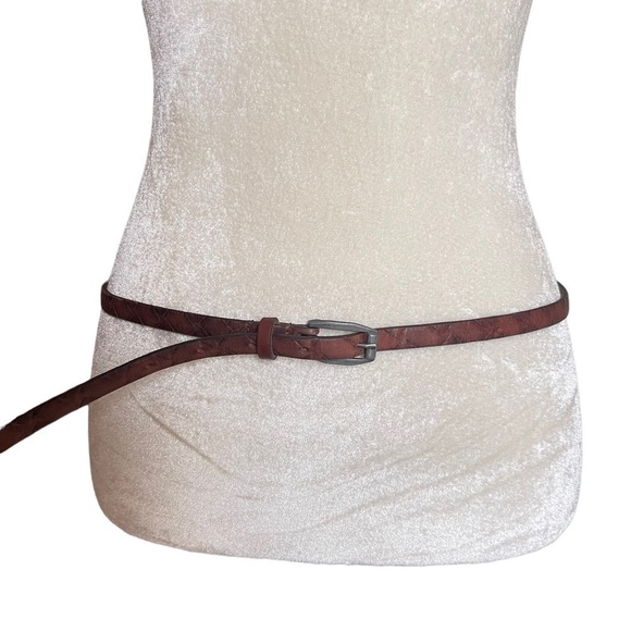 LA Bella Brown Genuine Leather Skinny Belt Size L - Picture 1 of 6